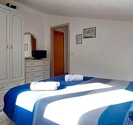 Le Cascate Nocleg ze śniadaniem 3*