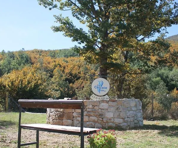 Le Cascate فندق مبيت وإفطار 3*